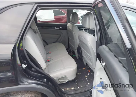 2015 Kia Sorento Lx из США, поврежденный, VIN 5XYKT3A65FG618857